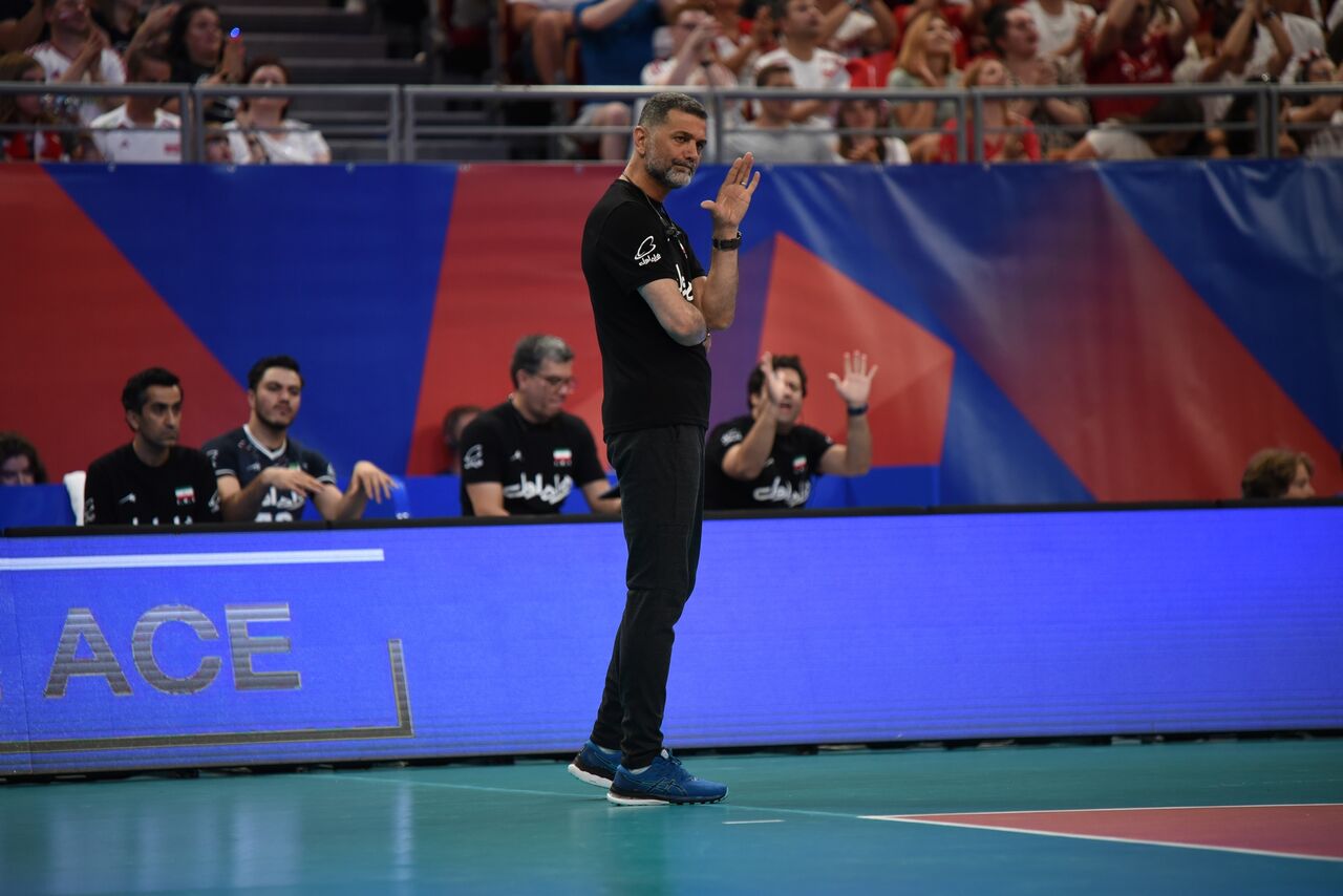 عطایی: بازیکنانم تیم اسلوونی را تحت تاثیر عملکرد خود قرار دادند/ بازی برابر صربستان تعیین کننده است