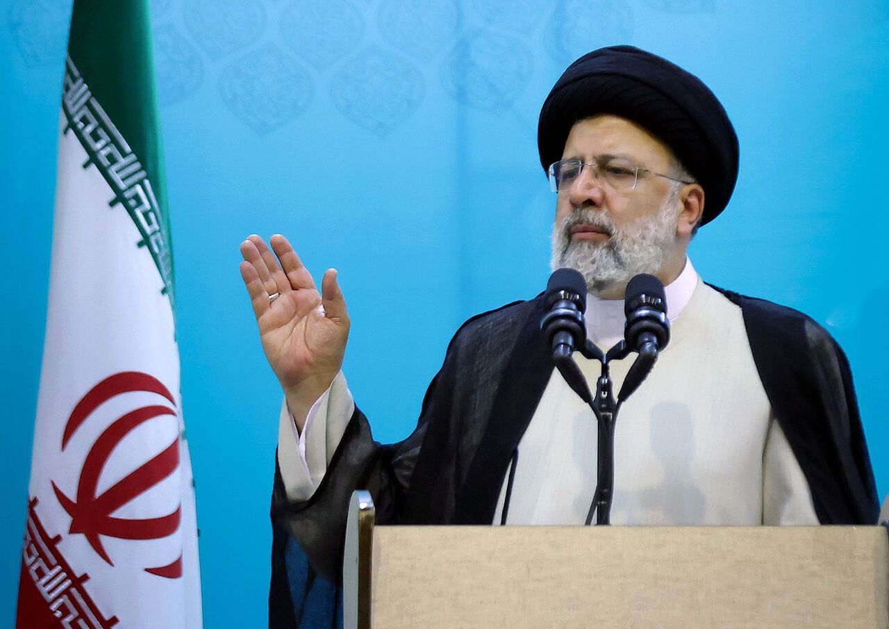 رئیسجمهور از برگزیدگان جشنواره شهید رجایی تقدیر کرد