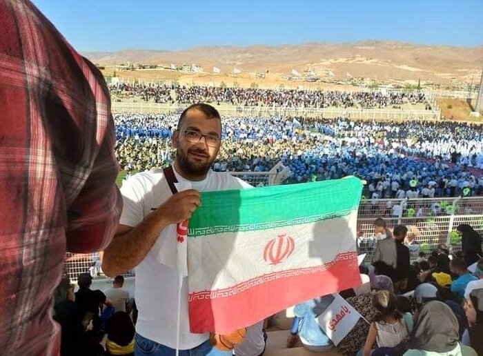 تجمعات ضخمة في مدينة بعلبك بلبنان تنشد "سلام يا مهدي"