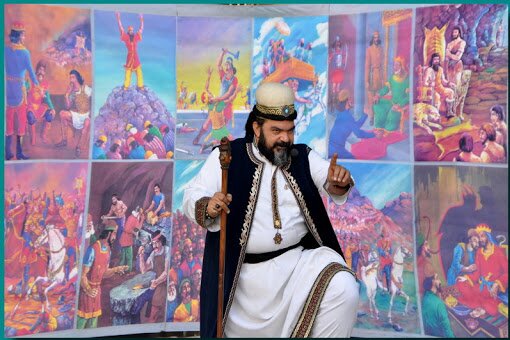 پژوهشگر نمایشهای آیینی: نقالان از اجرای داستانهای تکراری بی سند پرهیز کنید