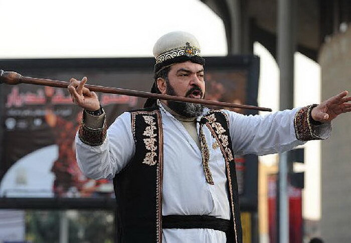 پژوهشگر نمایشهای آیینی: نقالان از اجرای داستانهای تکراری بی سند پرهیز کنید