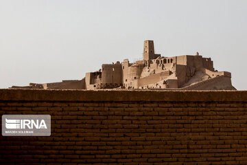 Iran: Arg-é Bam, le plus grand ensemble construit en adobe du monde