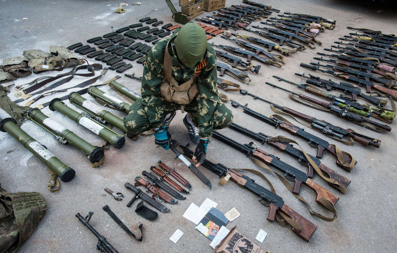 اتحادیه اروپا: نشانه‌هایی از قاچاق اسلحه در اوکراین داریم