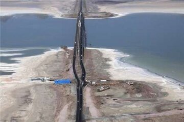 لزوم اجرای طرح‌های بلند مدت برای احیای دریاچه ارومیه