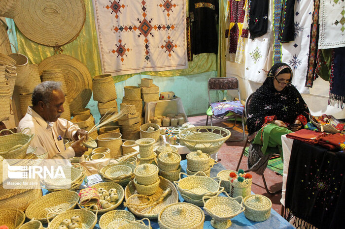 اخبار کوتاه یزد/ از جشنواره صنایع دستی تا بررسی مشکلات مردم توسط نماینده 