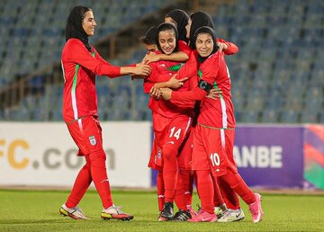پیروزی تیم ملی فوتبال زنان مقابل تاجیکستان