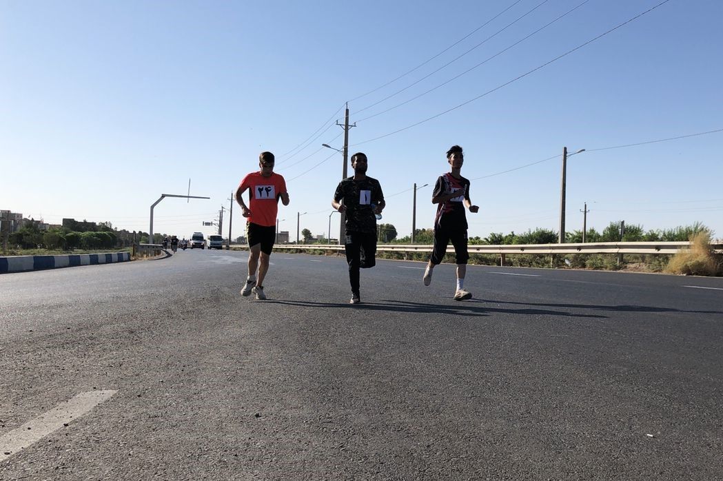 مسابقه دو استقامت گرامیداشت غدیر در ورامین برگزار شد