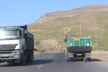 تردد کامیون در راه‌های خلخال - گیلان برای تعطیلات فطر ممنوع شد