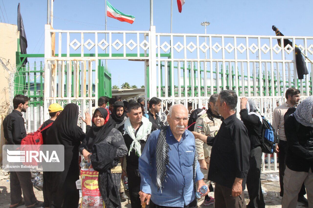 شرایط برای بازگشت زائران از مرز رسمی خسروی فراهم است