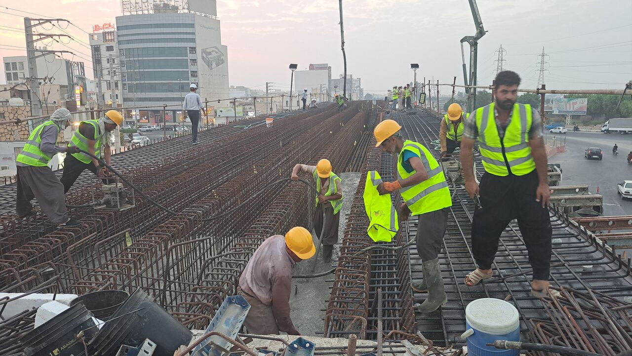 پیشرفت پروژه تقاطع شهید سلیمانی در بوشهر به ۷۰ درصد رسید