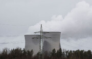 رویترز: آلمان در تعطیلی نیروگاه های هسته ای تجدید نظر می کند