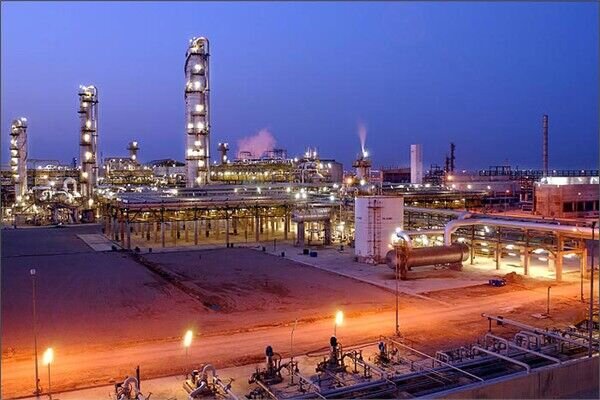 روس ایرانی تیل کی صنعت میں 4 بلین ڈالر کے معاہدے پر عمل درآمد کر رہا ہے