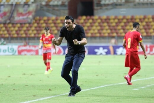 ترکیب منتخب هفته چهارم لیگ برتر؛ بازگشت به سبک پرسپولیس و فولاد 6