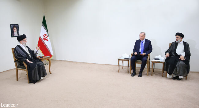 ترک صدر کی ایرانی سپریم لیڈر سے ملاقات
