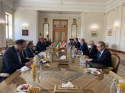 Los ministros de Relaciones Exteriores de Irán y Siria se reúnen en Teherán