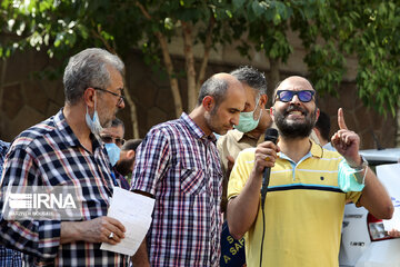 L’affaire Hamid Nouri: rassemblement de protestation devant l'ambassade de Suède a Téhéran