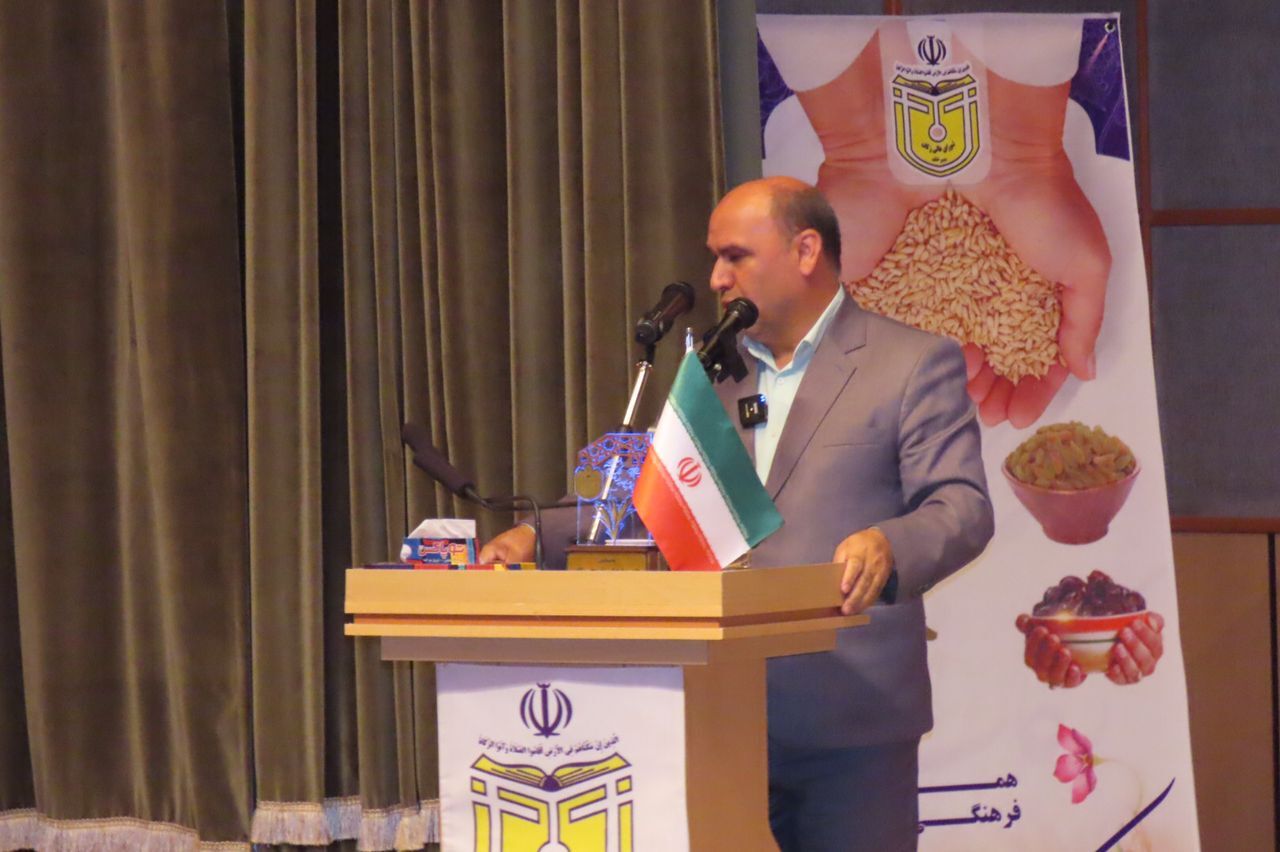 پرداخت زکات راه برون رفت از مشکلات اشتغال است پرداخت زکات راه برون رفت از مشکلات اشتغال است