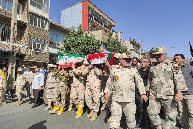 پیکر ۲ مرزبان شهید در بانه تشییع شد