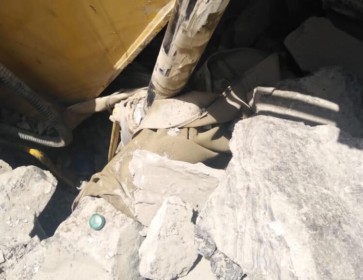 جزییات ریزش معدن روباز در کرمان/هلال‌احمر:خودرو سنگین برای آواربرداری اعزام شده است