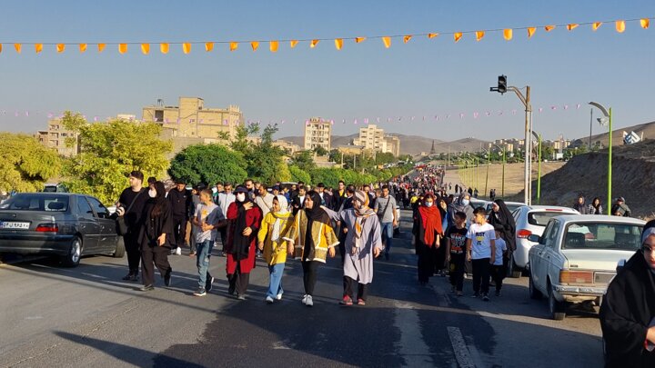 حضور پرشور و نشاط و فعال ملایری‌ها در همایش بزرگ پیاده‌روی خانوادگی