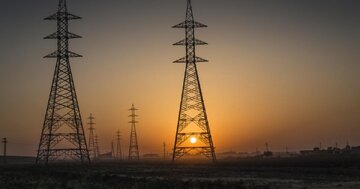 تبادل انرژی با کشورهای همسایه، راهکاری برای پایدارسازی برق ایران 
