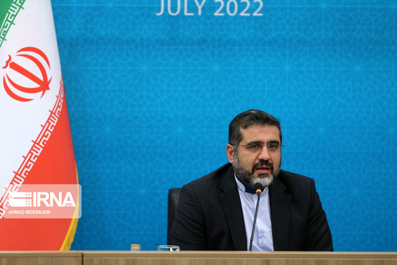 Minister: Growth of cultural products’ export main mission of Iran cultural attachés 