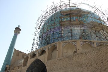 جای خالی شورای نخبگان در مرمت ۱۱ ساله گنبد مسجد جامع عباسی اصفهان