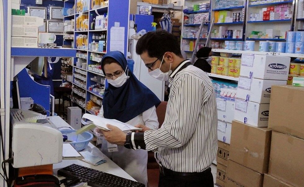 معاون علوم پزشکی شیراز : طرح دارویار در راستای پیشگیری از قاچاق معکوس دارو است 