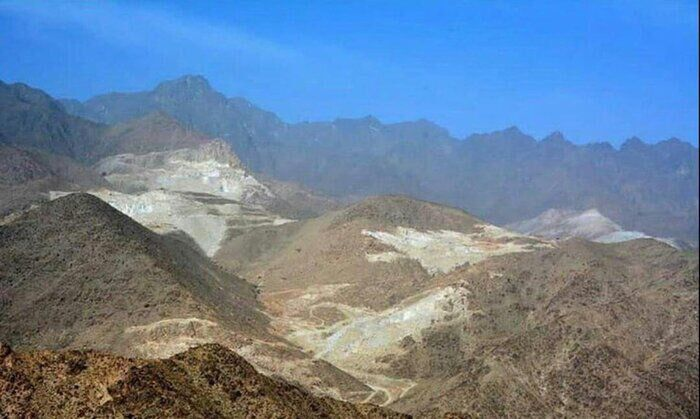 تخریب و نابودی منابع آب اصفهان به چه بهانهای!