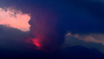 فوران آتشفشان ساکوراجیما در ژاپن