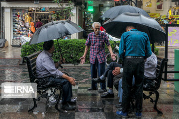 Lluvia de verano en Rasht
