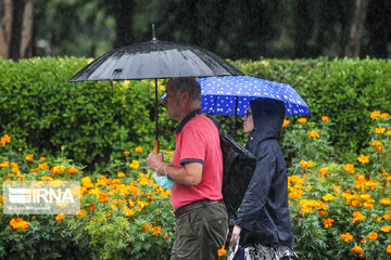 Lluvia de verano en Rasht
