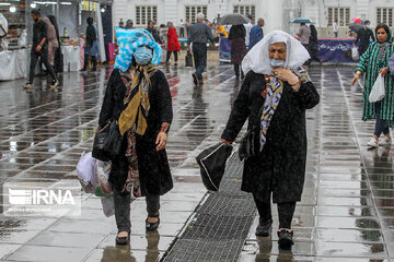 Lluvia de verano en Rasht
