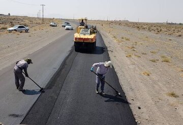 بسیج سازندگی ۳۳ کیلومتر از راه‌های ارتباطی روستایی آذربایجان‌غربی را آسفالت کرد