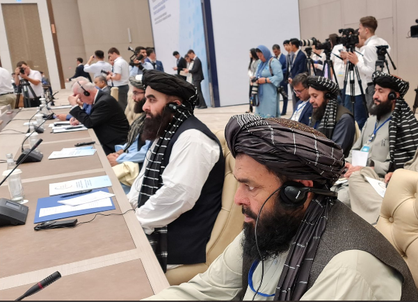 کاظمی قمی: راه‌های برون رفت از بحران، از درون افغانستان آغاز می‌شود