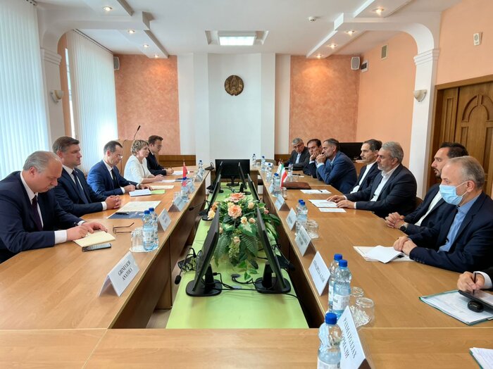 آمادگی ایران برای صادرات فلزات، خودرو و تجهیزات پزشکی به بلاروس
