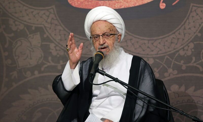 آیتالله مکارم شیرازی: دست دلالها از بازار قطع شود