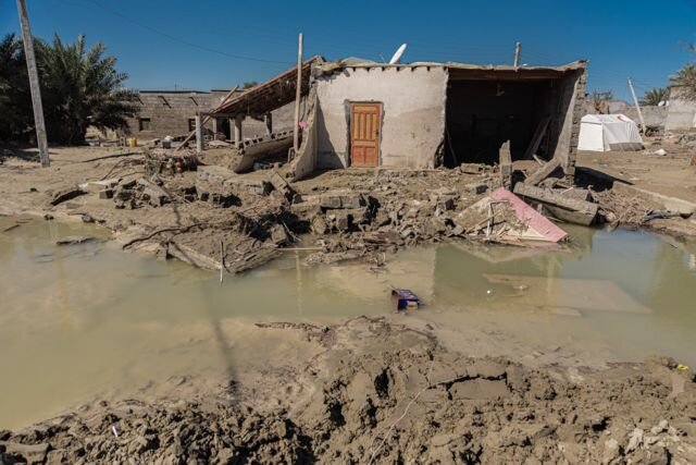 خسارت 2 هزار میلیاردی در سیستان و بلوچستان و شادمانی برای باران چله تابستان 3