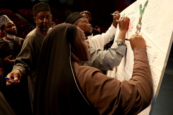 نهضت امام حسین(ع) پُل انتقال مکتب مقاومت به تمامی مردمان جهان است