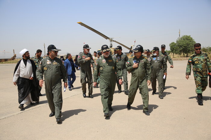 هوانیروز ارتش جمهوری اسلامی قدرتمندترین ناوگان بالگردی خاورمیانه را دارد