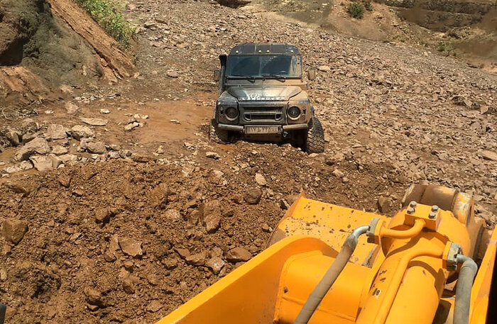 اعلام یک مفقودی در روستای زایگان شمیرانات/ یک ونیم متر ارتفاع گل و لای 