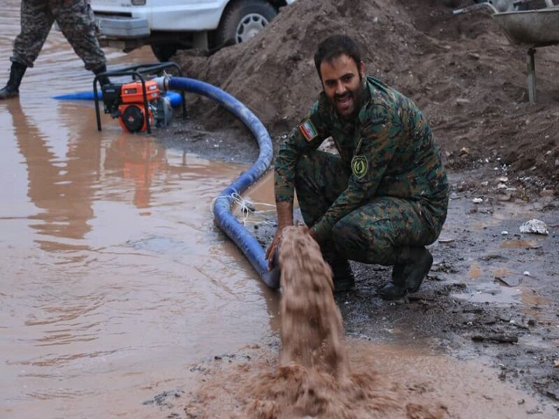 ۳ مسیر در سطح شهر رفسنجان بر اثر سیلاب مسدود شد