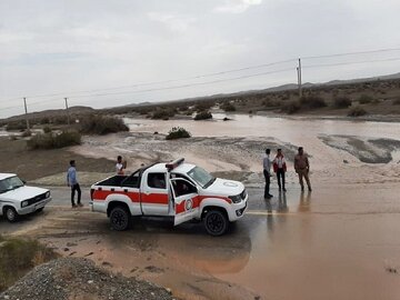 عملیات جست و جوی مفقودان حادثه سیلاب مشهد از سر گرفته شد