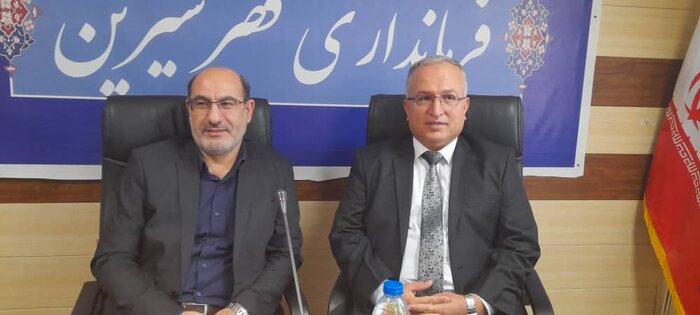 مذاکره مسوولان قصرشیرین و گرمیان عراق برای تقویت روابط تجاری و اقتصادی