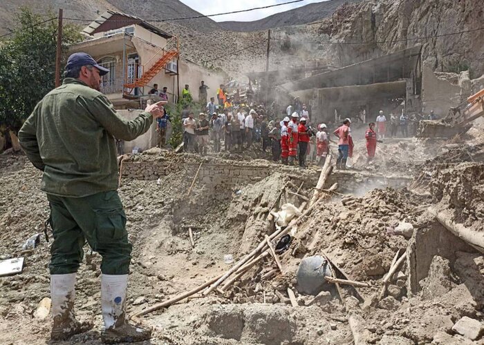 سرپرست فرمانداری فیروز کوه :شمار فوتیها سیل درشهرستان به ۱۵ نفر رسید