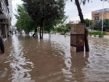 مدیر بحران لرستان: با توجه به حجم سنگین بارش ها مشکل خاصی در استان ایجاد نشد