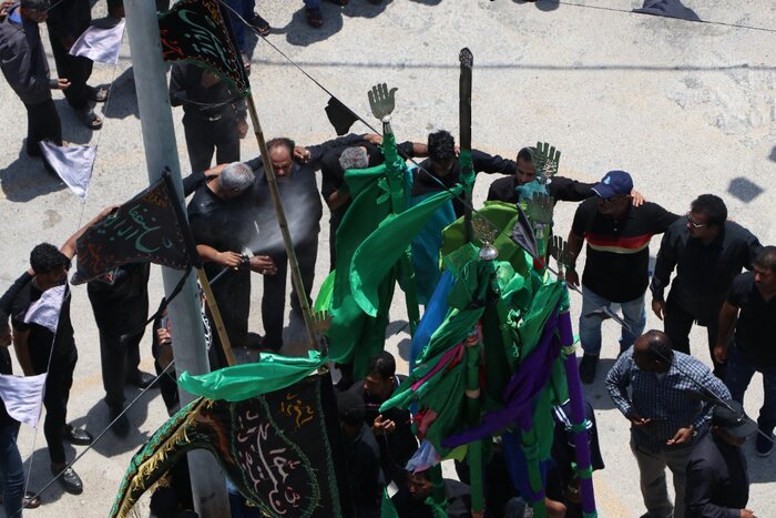 مراسم آیینی علم شمشیری در روستای حمیری قشم برگزار می شود