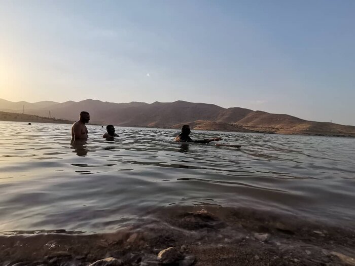 شنا در منابع آبی، تفریحی با چاشنی مرگ + فیلم