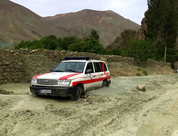 اعزام ۲۷ تیم امداد و نجات شمیرانات به مناطق سیلزده امامزاده داوود (ع) و فیروزکوه