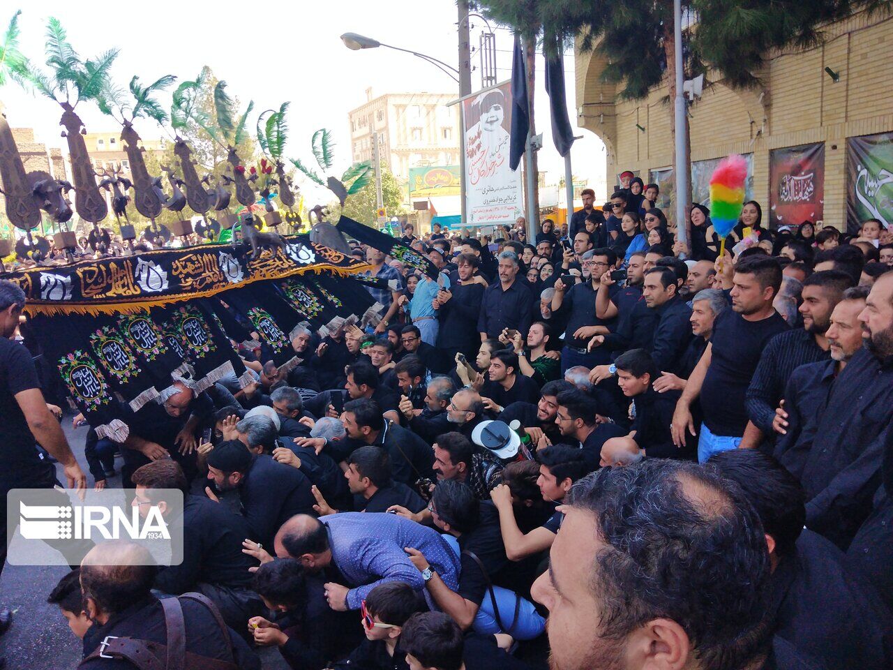 آیین های سنتی محرم در دامغان؛ تجلیگاه شور عاشورایی آیین های سنتی محرم در دامغان؛ تجلیگاه شور عاشورایی